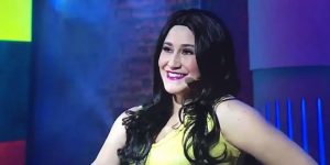 ¿Trillizas? La comediante Belén Mora sorprendió con foto junto a sus hermanas