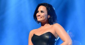 Demi Lovato revolucionó las redes sociales con sexy disfraz de Halloween