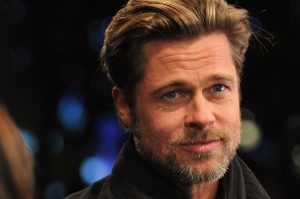 Brad Pitt apareció y llamó la atención por su delgadez