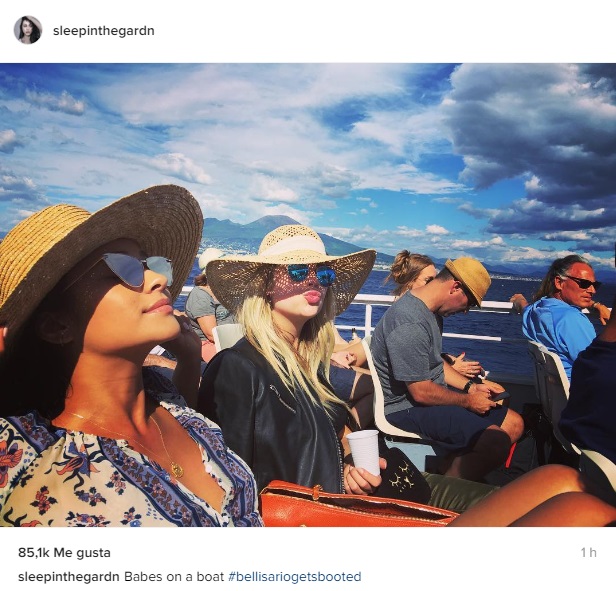 Troian Bellisario despedida soltera 4