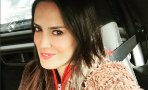 ¿Por qué dicen que Adriana Barrientos es racista?