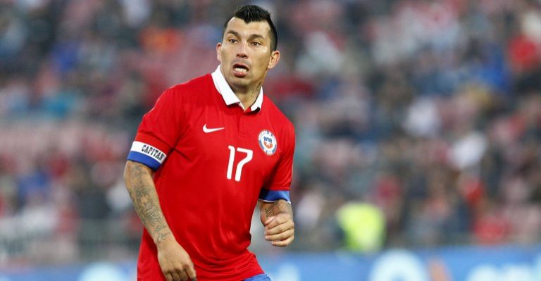 ¿Suenan campanas de boda para Gary Medel?