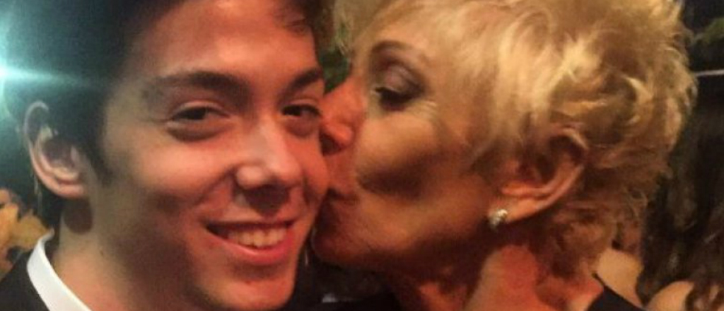 Hijo de Raquel Argandoña sufrió violento choque en su auto de lujo