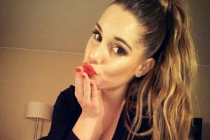 Gala Caldirola confirmó romance con destacado futbolista chileno