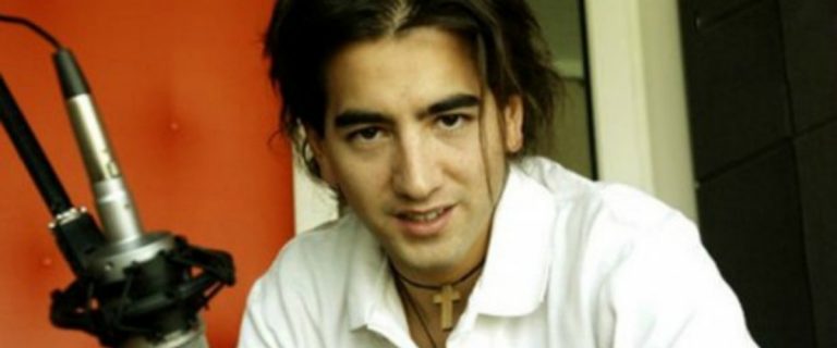Este recordado conductor juvenil triunfa en Estados Unidos