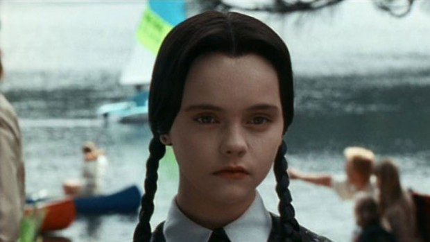 ¿Recuerdas a la niña de "Los locos Addams"? Mira su transformación