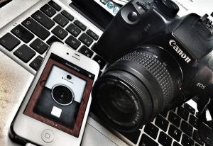 Ex lectora de noticias de Canal 13 dejó su trabajo para recorrer el mundo