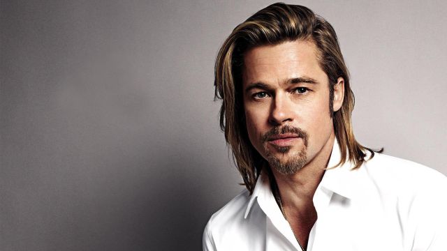 Una de las Kardashian quiere una cita con Brad Pitt