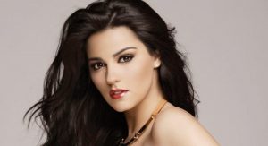 Maite Perroni mostró su lado más sexy para una revista masculina