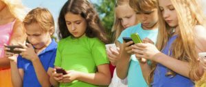 ¡Increíble! Padres no le compraron un celular a su hijo y esto fue lo que pasó