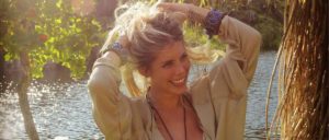 ¡Qué lindas! Mira cómo modelan las hijas de Coté López la ropa que ella diseña