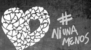 Joven llamó la atención en la marcha #NiUnaMenos con este mensaje