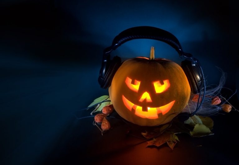 ¡Irreconocibles! Nuestros artistas favoritos se la juegan con osados disfraces de Halloween