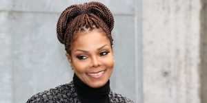 Revelan las primeras fotos de Janet Jackson embarazada a los 50 años