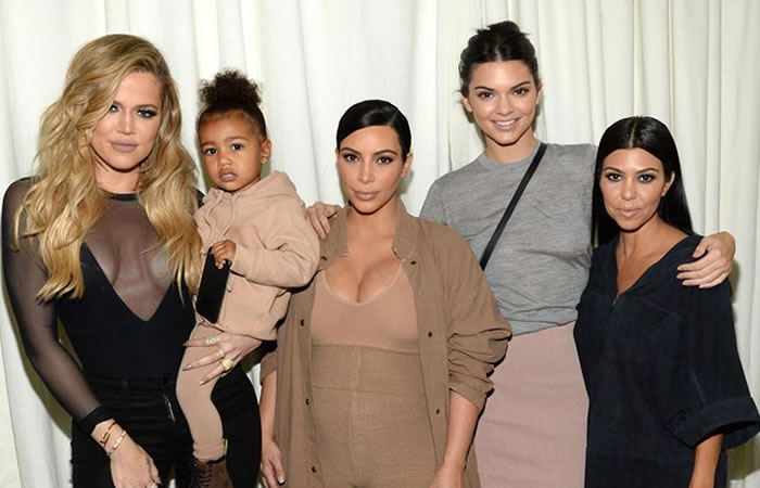 ¿Confirman embarazo de una de las Kardashian?