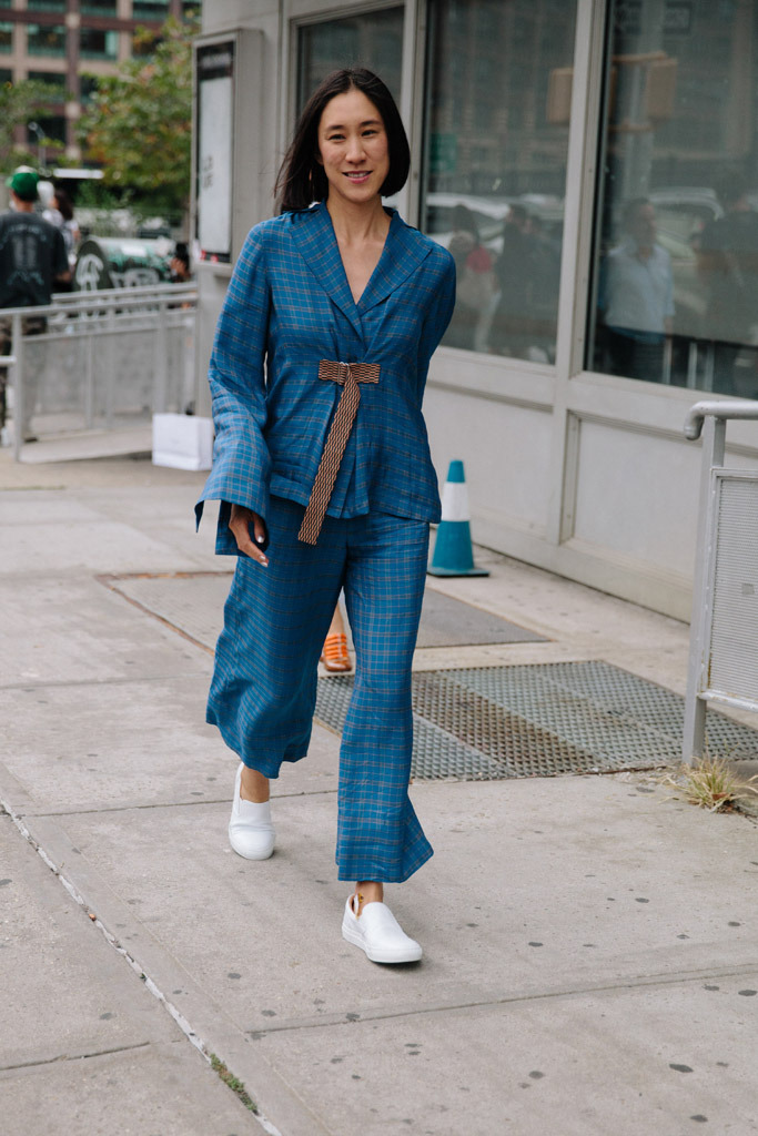 new-york-fashion-week-spring-2016-street-style-sneakers-2