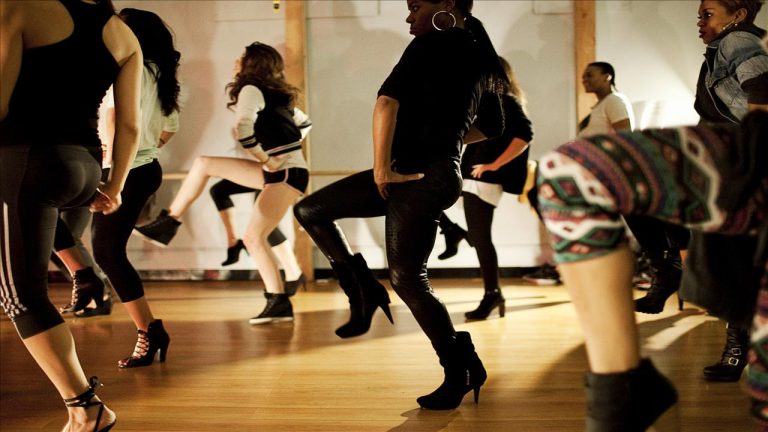 Heel cardio: Baja de peso arriba de tus tacos altos