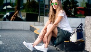 Estilo y comodidad: Aprende a combinar las zapatillas en tus looks
