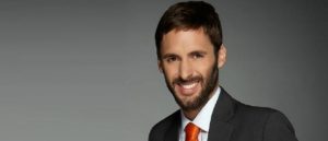 La polémica carta de ex compañeros de colegio que complica a Daniel Matamala