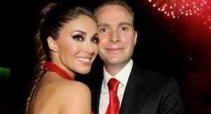 Anahí se sumó a la fiebre navideña con esta tierna foto