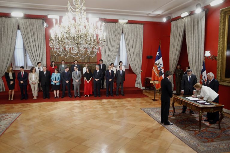 #FMDOSTeInforma Cambio de gabinete: Conoce qué carteras tendrán nuevos ministros