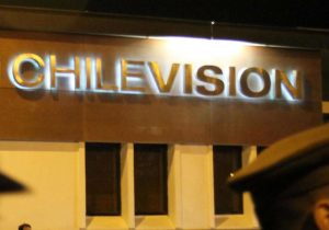 Esta fue la medida que tomó Chilevisión tras incidente por robo de cervezas