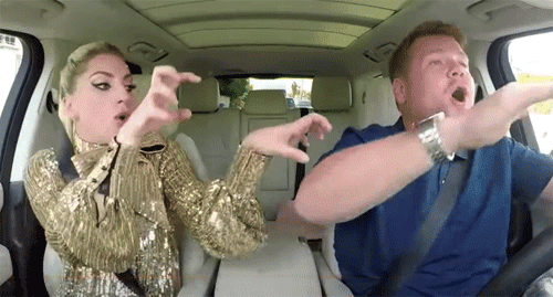 ¡Trajes extravagantes y clásicos musicales! Así fue el Carpool Karaoke de Lady Gaga