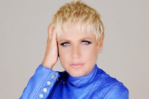 Hija de Xuxa es estrella en redes sociales por su belleza