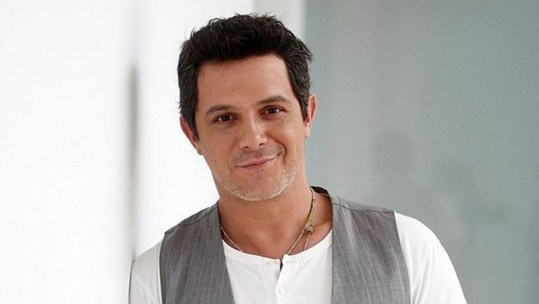 ¿Por qué Alejandro Sanz se maquilló cómo mujer?