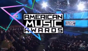 Selena Gomez se robó la película en los American Music Awards 2016