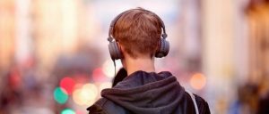 ¡Ojo! Podrían estar espiándote a través de tus audífonos