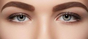 ¿Quieres cejas perfectas? Este video te muestra cómo hacerlo en cuatro minutos