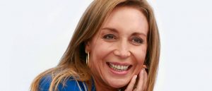 Terminaron cayendo ellos: Pancho Saavedra y Stefan Kramer hacen broma a Karen Doggenweiler