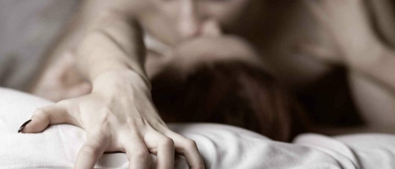 Estudio asegura que un orgasmo da el mismo placer que un aumento de sueldo
