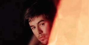 Enrique Iglesias pasó una gran vergüenza por usar playback