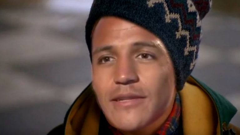 Mira el divertido video de "Mi pobre angelito" protagonizado por Alexis Sánchez