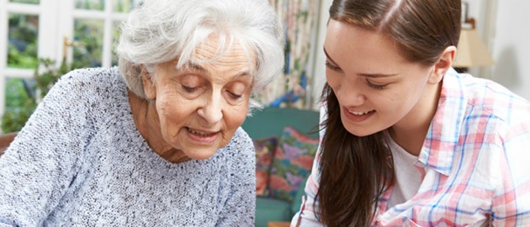 ¿Las personas que ayudan a otros podrían vivir más? Esto es lo que arrojó un estudio
