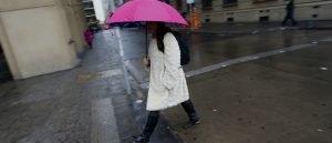 #FMDOSTeInforma ¡A salir con paraguas! Las lluvias se intensificarán este mediodía