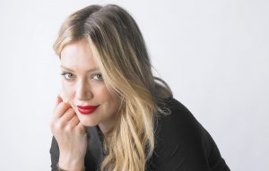 Hilary Duff fue duramente criticada por foto junto a su hijo y esto respondió ella
