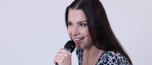 ¡Se pasó! Katty Kowaleczko sorprendió con drástico cambio de look