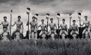 ¿Por qué estos hombres posaron desnudos para un calendario?