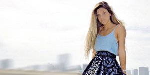 Hija mayor del Chino Ríos disfruta de sus vacaciones junto a su pololo 6 años mayor