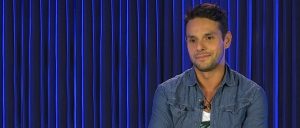 Óscar Garcés estrenó nuevo corte de pelo