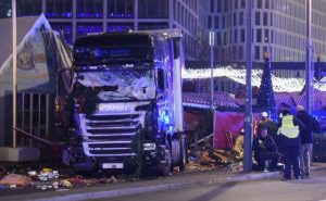 #FMDOSTeInforma Estado Islámico confirmó la autoría del atentado de Berlín