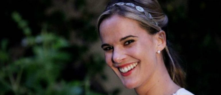 Javiera Suárez fue reconocida por su lucha contra el cáncer y realizó emotivo discurso