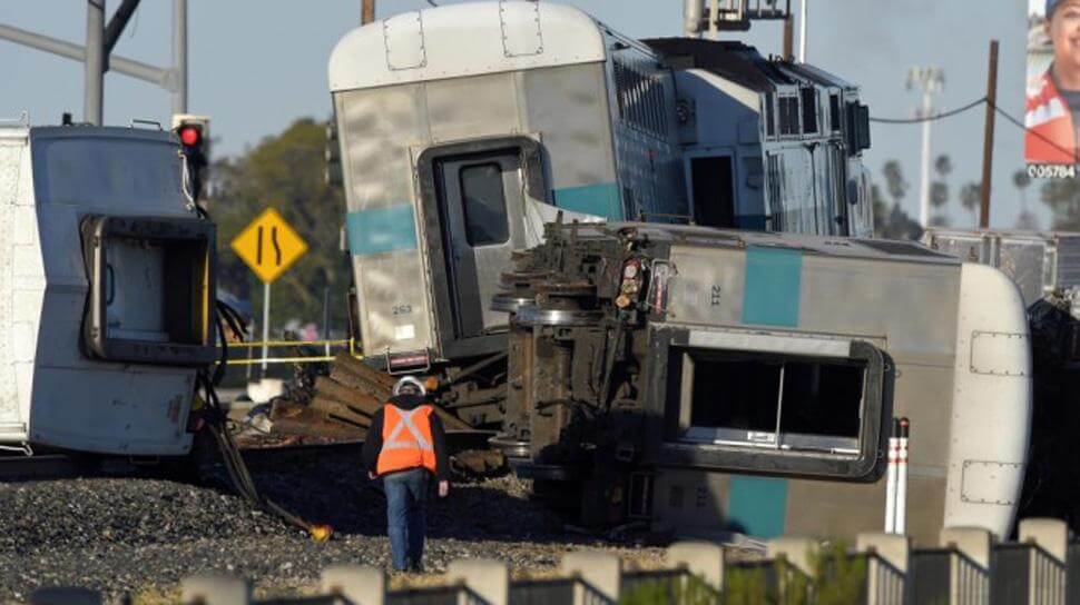 #FMDOSTeInforma Accidente de tren suburbano en Nueva York deja más de 100 heridos