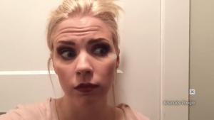 Madre de cuatrillizos protagoniza divertido video viral