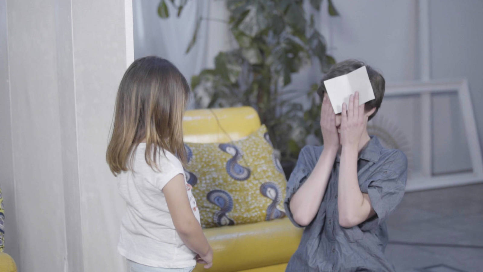 ¿Qué tres únicas cosas sacarías de tu casa antes de que se destruyese? El video que te conmoverá hasta las lágrimas