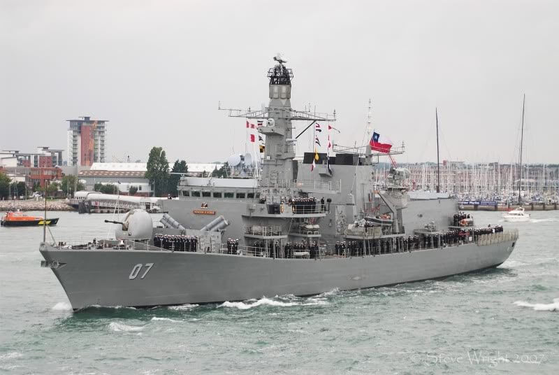 #FMDOSTeInforma Expulsan a marino que espió a sus compañeras en la fragata Lynch