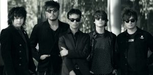 Ex baterista de Los Bunkers se encuentra hospitalizado